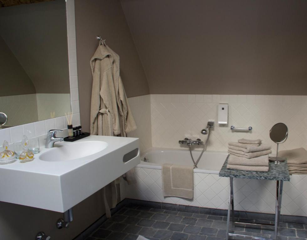 Hotel Het Oud Gemeentehuis Damme Quarto foto